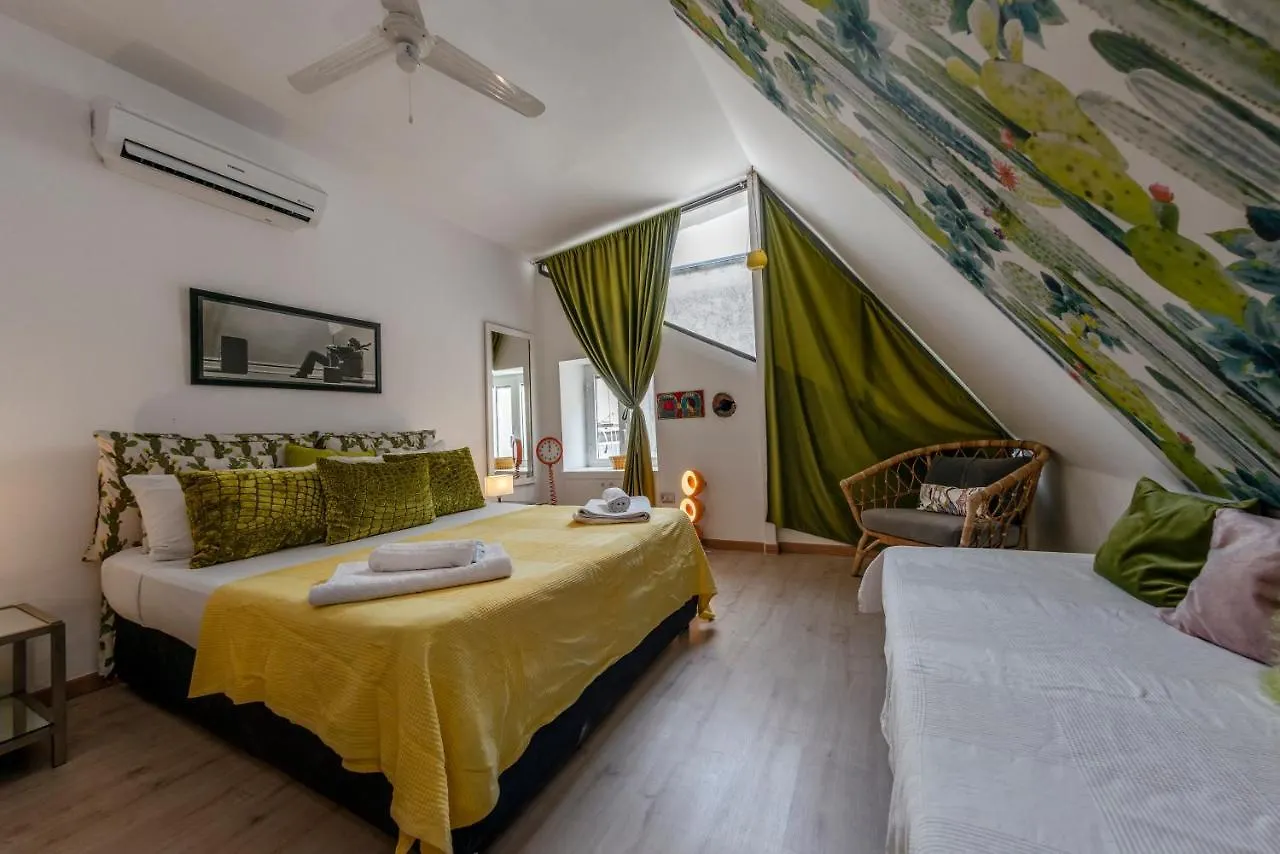 Historic Naples Relais Le Terrazze Apartment