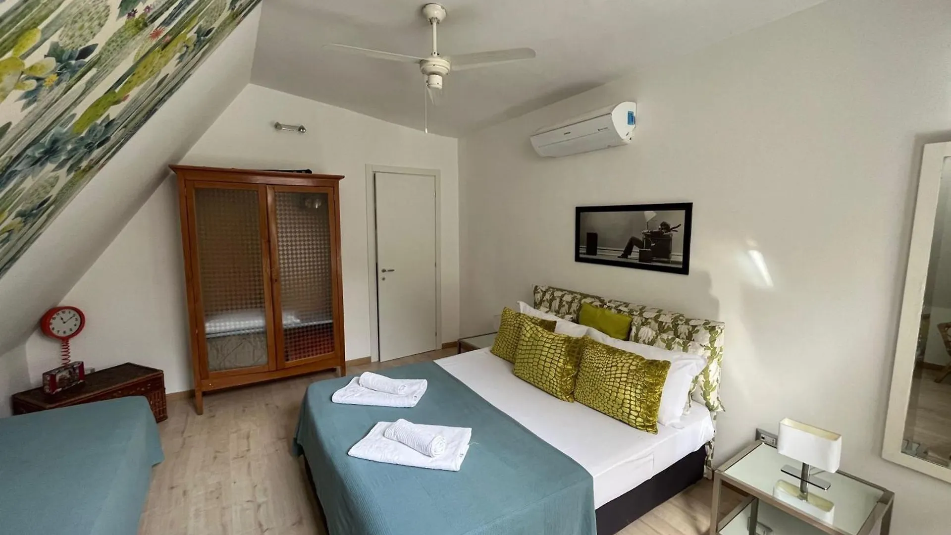 Historic Naples Relais Le Terrazze Apartment