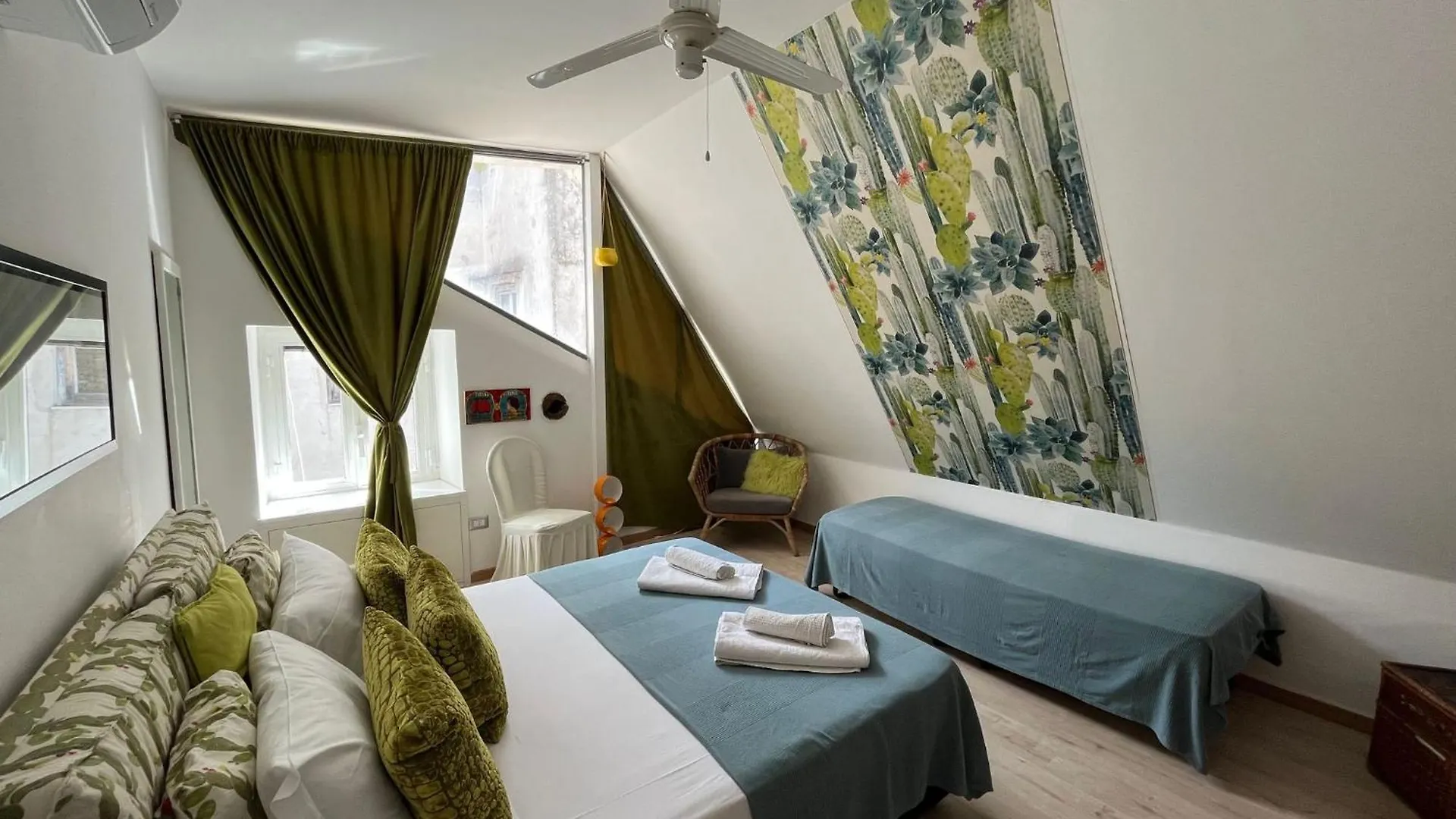 Historic Naples Relais Le Terrazze Apartment 0*,  Italy
